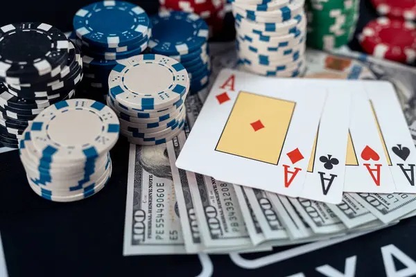 Live bingo room on alba88 login showing card grid and live dealer calling numbers